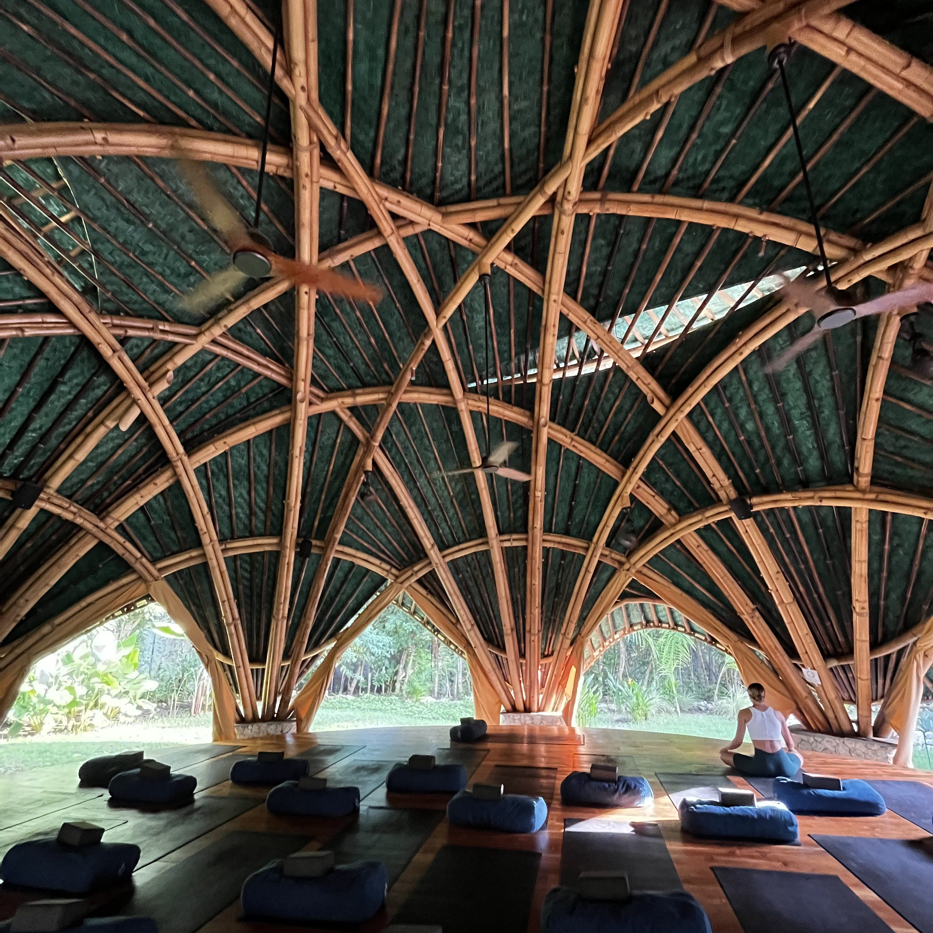 Bali seyahat rehberi uluwatu