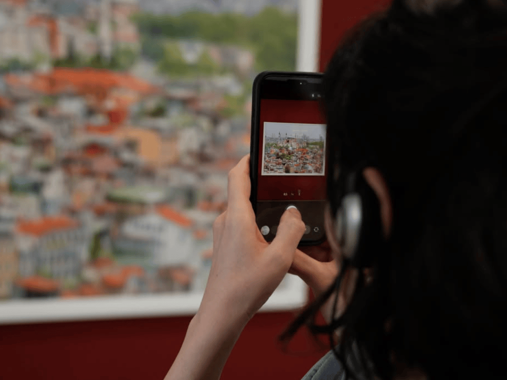 Borusan Contemporary’de Yeni Sezon: “Zaman Mekan Geometri” ile “Perili” Sergileri